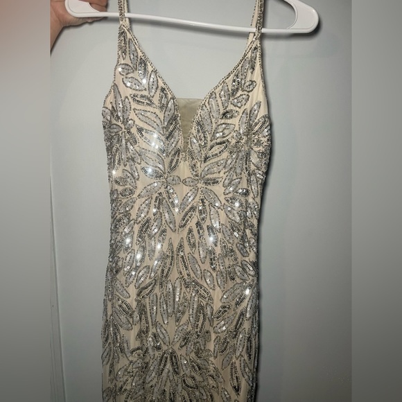 Mac Duggal 5107 Embellished Gold Leaf Long Evening Gown - Picture 8 of 16